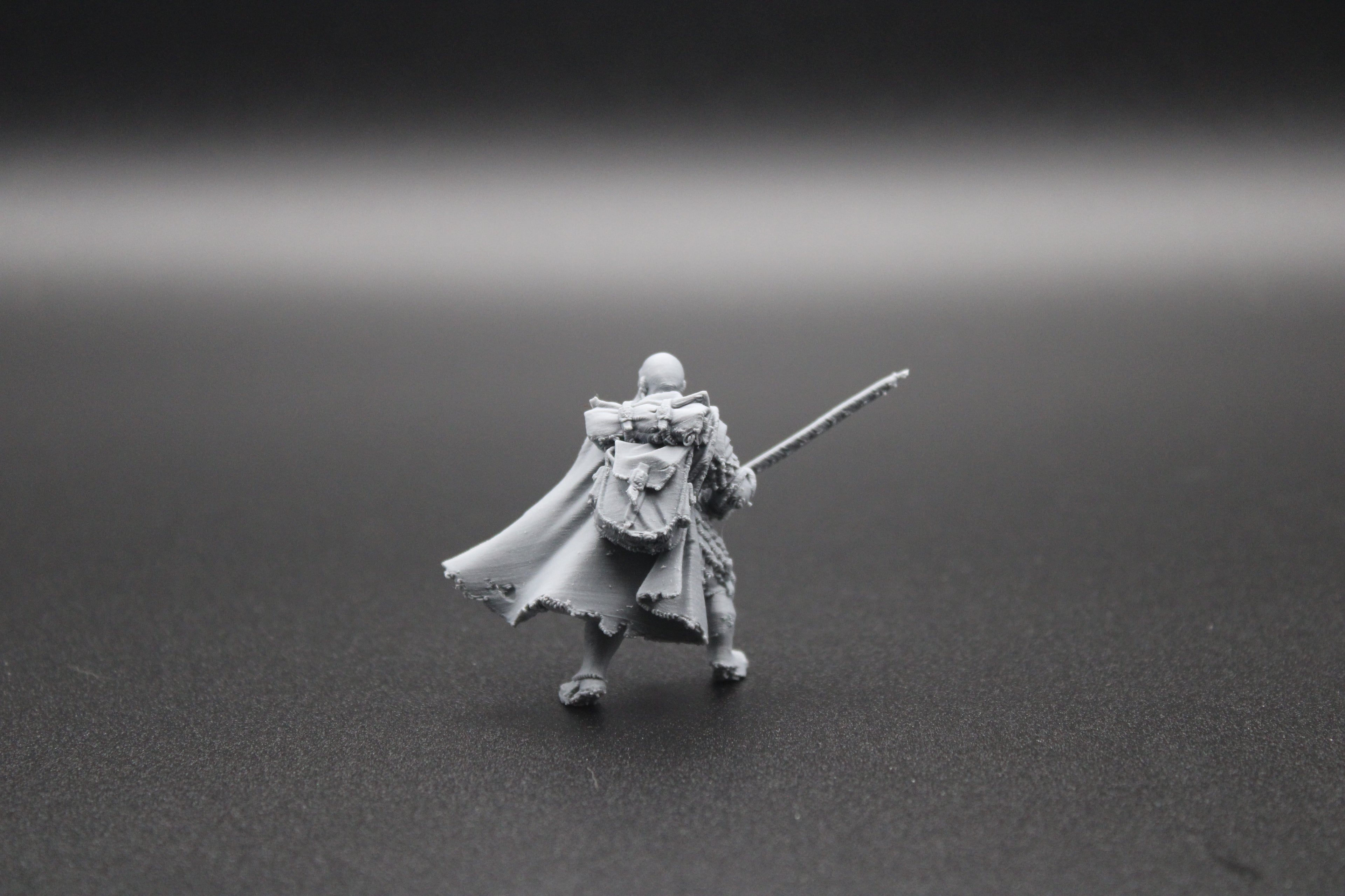 Bald Male Swordsman - Miniature
